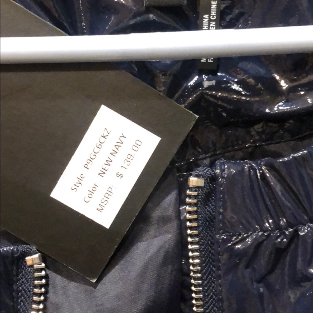 Jacket - Picture 4 of 6